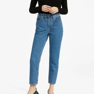 EVERLANE 90s Cheeky Straight Jean